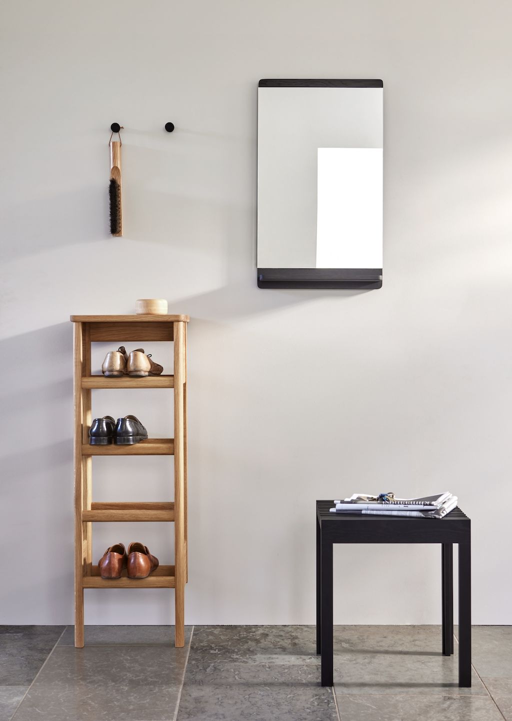 Form And Refine Entrance A Line Shoerack Rim Wallmirror Lightweight Stool