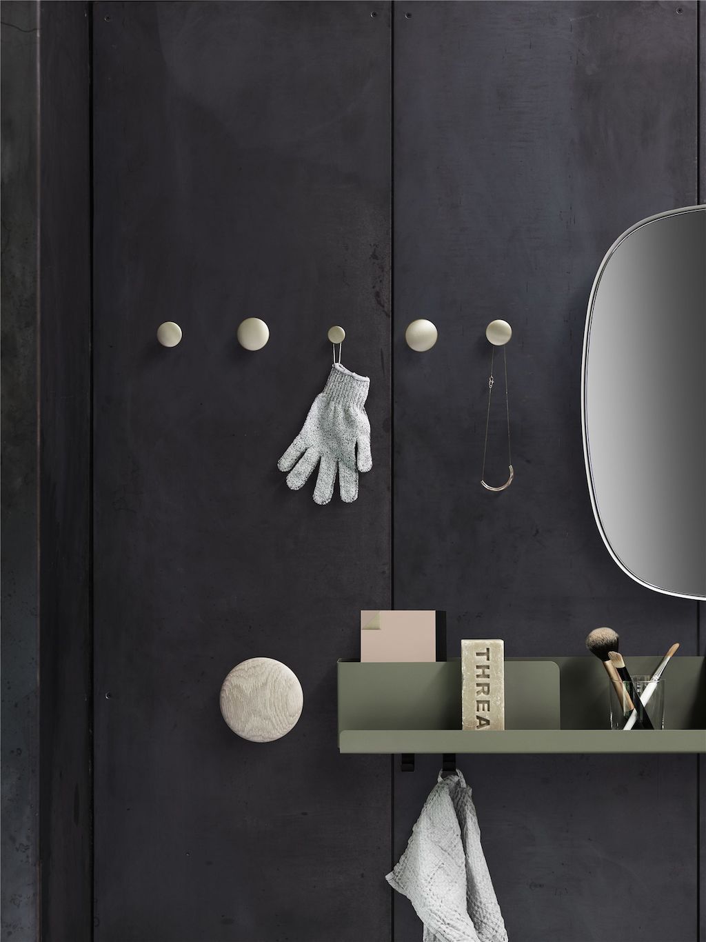 Muuto The Dots Metal Lifestyle 2