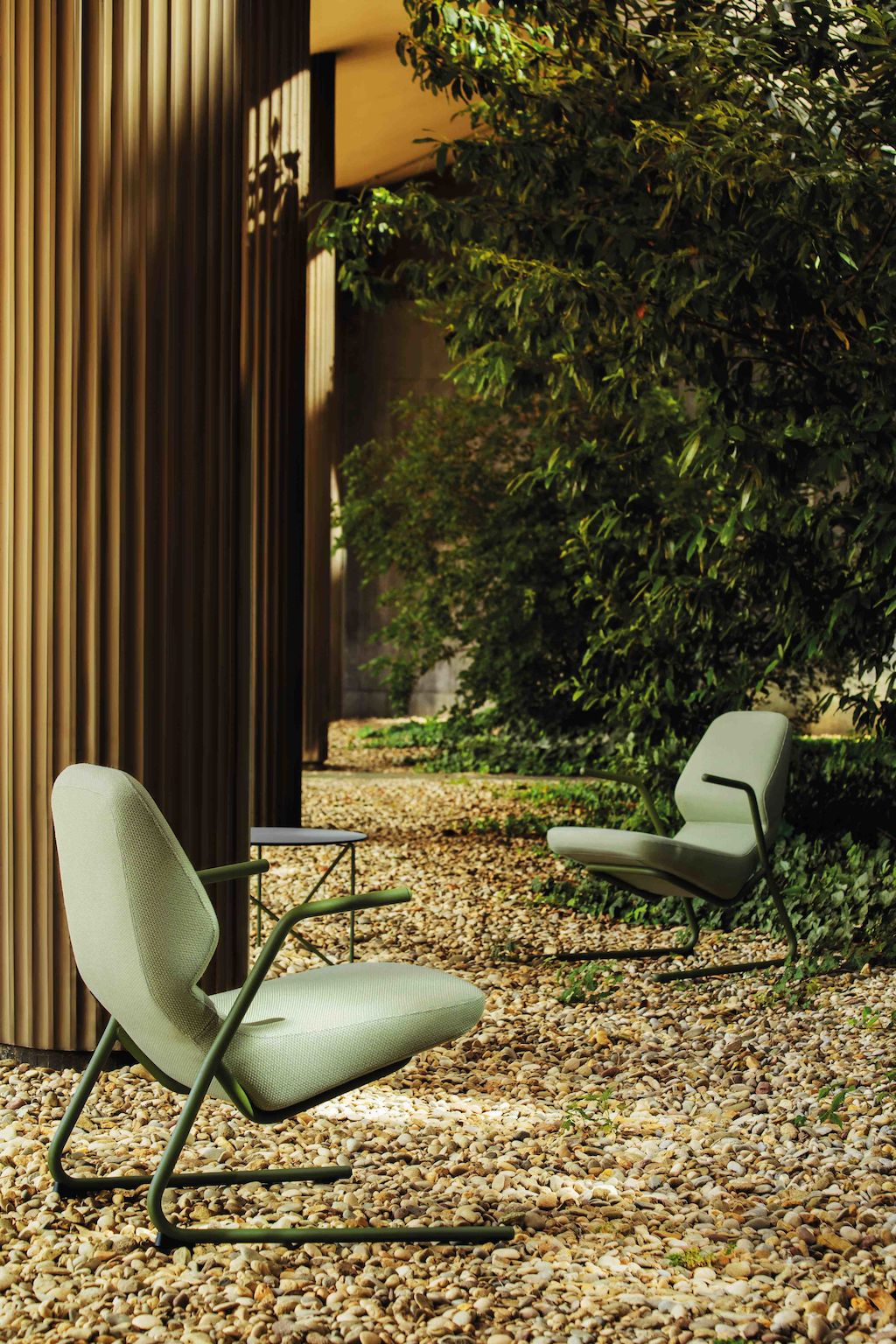 Prostoria Oblique Easy Chair Outdoor 3305 3305